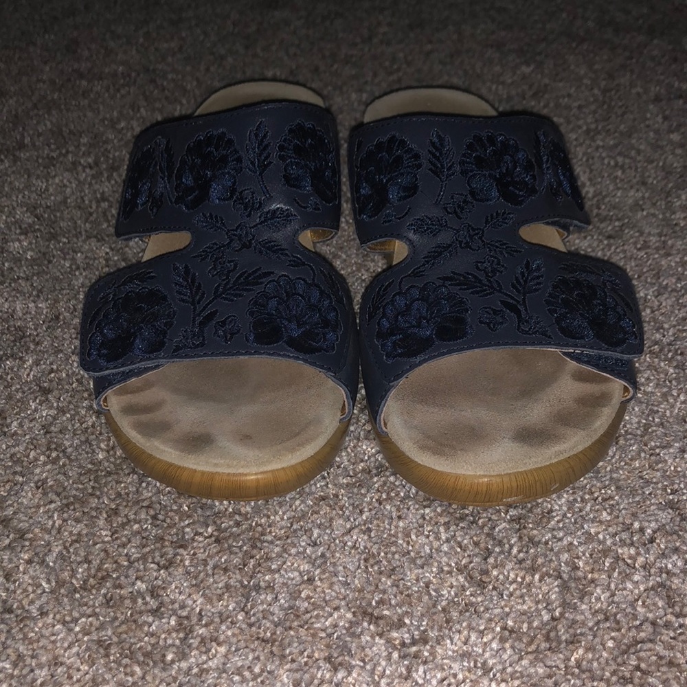 Algeria by PG life slip ons